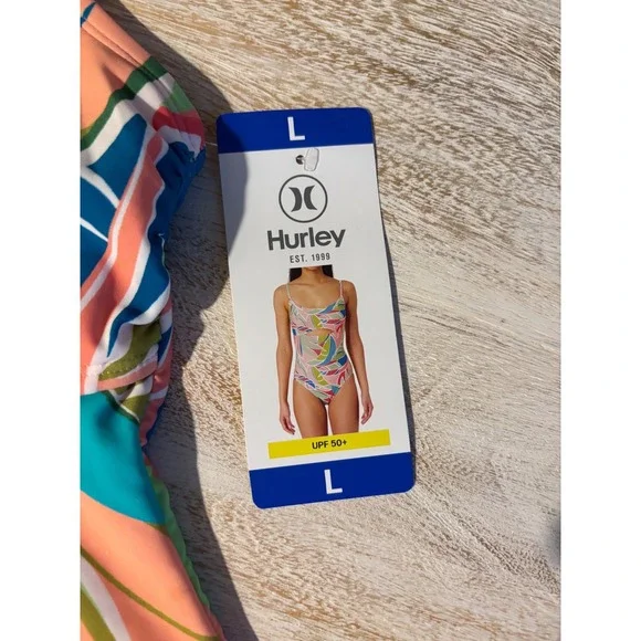 Hurley Womens One Piece Swimsuit Large Graphic Leaf Citron Cutout UPF 50+ NEW - Picture 3 of 7